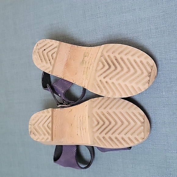Hanna Andersson clog sandals - Picture 2 of 4